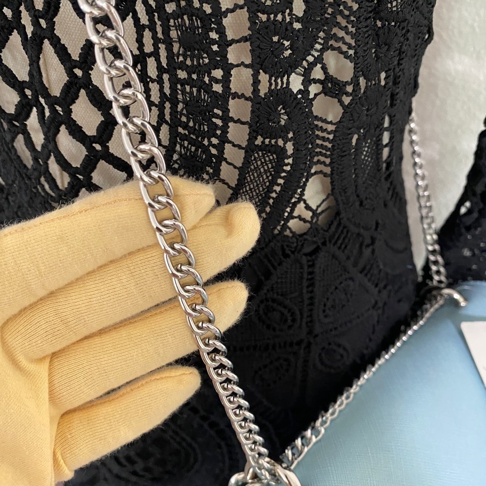 Curve Made In Italy Chain Crossbody Purse Blue - Picture 12 of 14